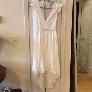 White high-low Hello Molly Dress. Size Small. Brand new!